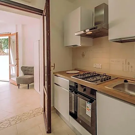 Apart-hotel I Lentischi 3*