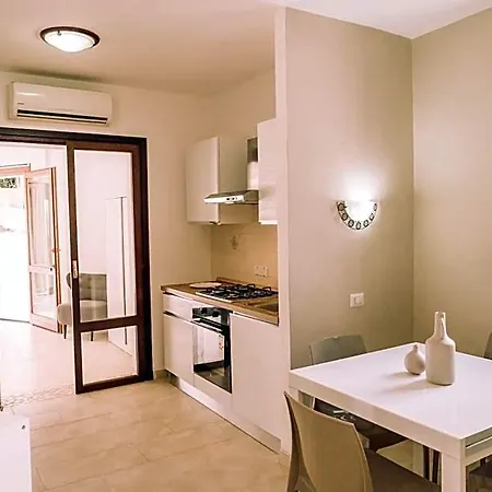 Apart-hotel I Lentischi 3*