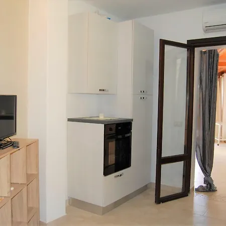 I Lentischi アパートホテル