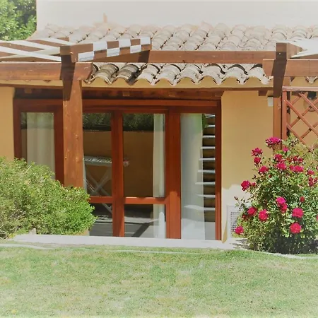 Hotel apartamentowy I Lentischi Villasimius